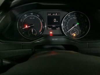 SKODA SUPERB 2.0 TSI SE L Executive Hatchback 5dr Petrol DSG Euro 6 (s/s) (22