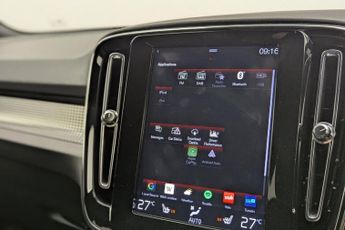 VOLVO XC40 1.5h T5 Twin Engine Recharge 10.7kWh R-Design SUV 5dr Petrol Plu