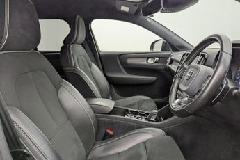 VOLVO XC40 1.5h T5 Twin Engine Recharge 10.7kWh R-Design SUV 5dr Petrol Plu