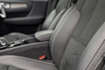 VOLVO XC40 1.5h T5 Twin Engine Recharge 10.7kWh R-Design SUV 5dr Petrol Plu