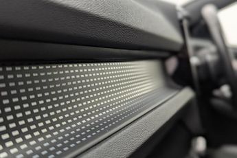 VOLVO XC40 1.5h T5 Twin Engine Recharge 10.7kWh R-Design SUV 5dr Petrol Plu