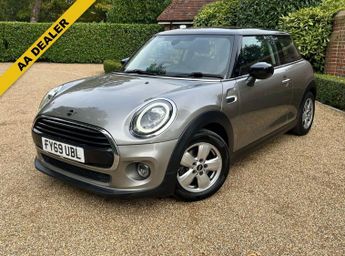 MINI Hatch 1.5 Cooper Classic Hatchback 3dr Petrol Manual Euro 6 (s/s) (136