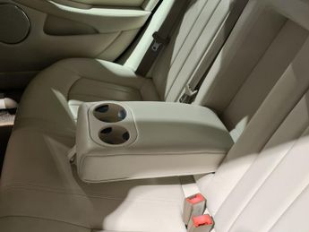 JAGUAR X-TYPE 2.5 V6 SE Saloon 4dr Petrol Automatic (AWD) (244 g/km, 194 bhp)