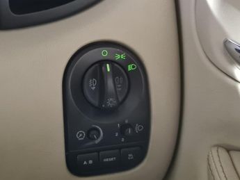 JAGUAR X-TYPE 2.5 V6 SE Saloon 4dr Petrol Automatic (AWD) (244 g/km, 194 bhp)