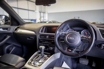 AUDI Q5 3.0 TDI V6 S line Plus SUV 5dr Diesel S Tronic quattro Euro 5 (s