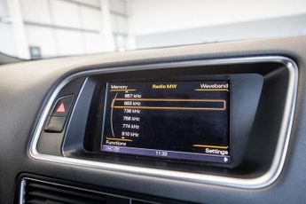 AUDI Q5 3.0 TDI V6 S line Plus SUV 5dr Diesel S Tronic quattro Euro 5 (s