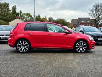 VOLKSWAGEN GOLF 2.0 TDI BlueMotion Tech GT Hatchback 5dr Diesel DSG Euro 5 (s/s)