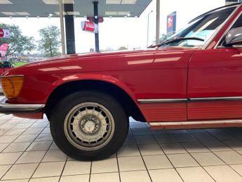 MERCEDES-BENZ SL 2.7L 2d  AUTO  185 BHP