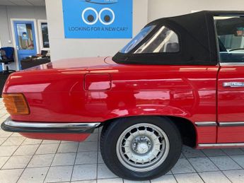 MERCEDES-BENZ SL 2.7L 2d  AUTO  185 BHP