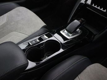 PEUGEOT E-2008 50kWh GT SUV 5dr Electric Auto (136 ps)