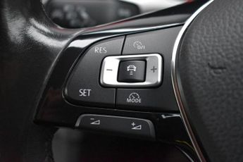 VOLKSWAGEN GOLF 1.6TDi MATCH 5 DOOR DSG AUTO 104 BHP