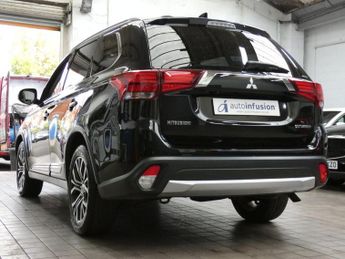 MITSUBISHI OUTLANDER 2.2 DI-D 4 SUV 5dr Diesel Manual 4WD Euro 6 (s/s) (147 ps)