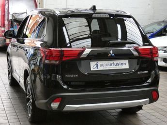 MITSUBISHI OUTLANDER 2.2 DI-D 4 SUV 5dr Diesel Manual 4WD Euro 6 (s/s) (147 ps)