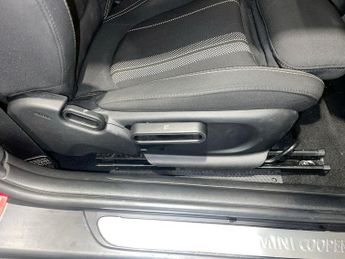 MINI HATCH 2.0 Cooper S Classic Hatchback 3dr Petrol Steptronic Euro 6 (s/s