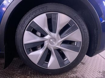 TESLA MODEL Y (Dual Motor) Long Range SUV 5dr Electric Auto 4WDE (384 bhp)
