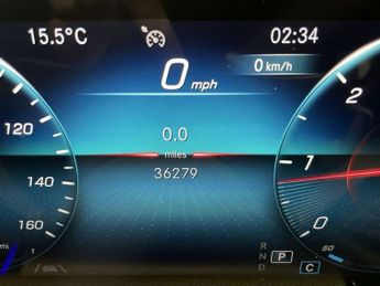 MERCEDES-BENZ GLA 2.0 GLA200d AMG Line (Premium) SUV 5dr Diesel 8G-DCT Euro 6 (s/s