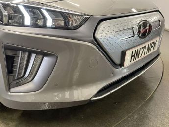 HYUNDAI IONIQ 38.3kWh Premium Hatchback 5dr Electric Auto (136 ps)