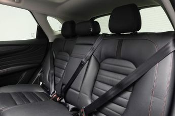 MG MG HS 1.5 T-GDI 16.6kWh Exclusive SUV 5dr Petrol Plug-in Hybrid Auto E