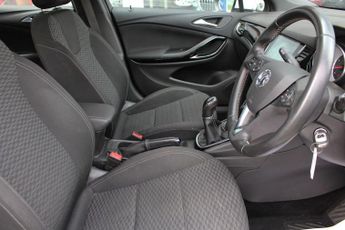 VAUXHALL ASTRA 1.4i Turbo SRi VX Line Nav Hatchback 5dr Petrol Manual Euro 6 (1