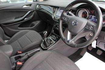 VAUXHALL ASTRA 1.4i Turbo SRi VX Line Nav Hatchback 5dr Petrol Manual Euro 6 (1
