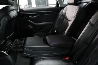 AUDI A8 3.0 TDI V6 50 Saloon 4dr Diesel Tiptronic quattro Euro 6 (s/s) (
