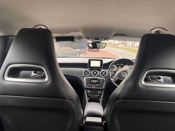 MERCEDES-BENZ A-CLASS 1.5 A180 CDI Sport Hatchback 5dr Diesel 7G-DCT Euro 5 (s/s) (109