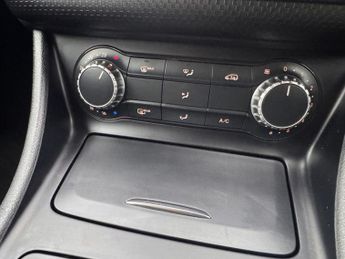 MERCEDES-BENZ A-CLASS 1.5 A180 CDI Sport Hatchback 5dr Diesel 7G-DCT Euro 5 (s/s) (109