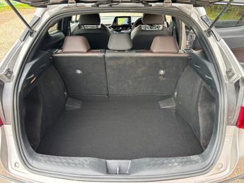 TOYOTA C-HR 1.2 VVT-i Excel SUV 5dr Petrol CVT AWD Euro 6 (s/s) (115 ps)
