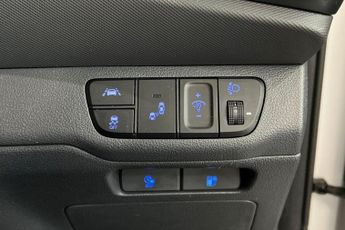 HYUNDAI IONIQ 38.3kWh Premium SE Hatchback 5dr Electric Auto (136 ps) Rear Vie