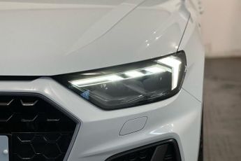 AUDI A1 1.0 TFSI 25 S line Sportback 5dr Petrol S Tronic Euro 6 (s/s) (9