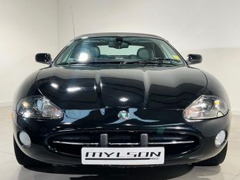 JAGUAR XF 4.2 Convertible 2dr Petrol Automatic (279 g/km, 300 bhp)