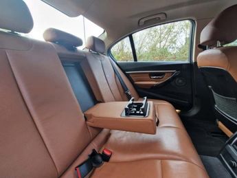 BMW 3 SERIES 2.0 330e 7.6kWh Luxury Saloon 4dr Petrol Plug-in Hybrid Auto Eur