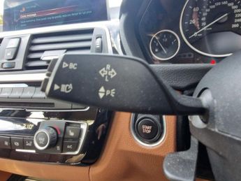 BMW 3 SERIES 2.0 330e 7.6kWh Luxury Saloon 4dr Petrol Plug-in Hybrid Auto Eur