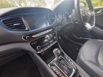 HYUNDAI IONIQ 1.6 h-GDi Premium SE Hatchback 5dr Petrol Hybrid DCT Euro 6 (s/s