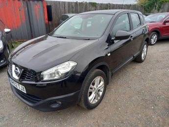 Nissan Qashqai 1.5 dCi Acenta SUV 5dr Diesel Manual 2WD Euro 5 (110 ps)