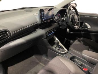 TOYOTA YARIS 1.5 VVT-h Icon Hatchback 5dr Petrol Hybrid E-CVT Euro 6 (s/s) (1