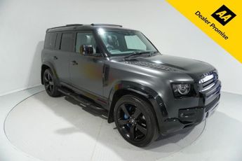 Land Rover Defender 3.0 D300 MHEV X-Dynamic HSE SUV 5dr Diesel Auto 4WD Euro 6 (s/s)