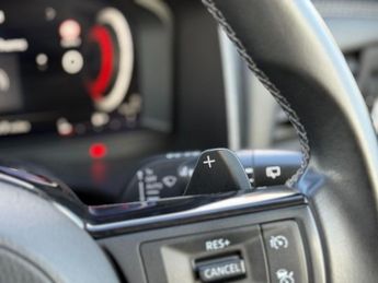 NISSAN QASHQAI 1.3 DIG-T MHEV N-Connecta SUV 5dr Petrol Hybrid XTRON 4WD Euro 6