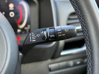 NISSAN QASHQAI 1.3 DIG-T MHEV N-Connecta SUV 5dr Petrol Hybrid XTRON 4WD Euro 6