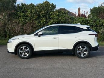 NISSAN QASHQAI 1.3 DIG-T MHEV N-Connecta SUV 5dr Petrol Hybrid XTRON 4WD Euro 6