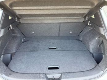 NISSAN QASHQAI 1.3 DIG-T MHEV N-Connecta SUV 5dr Petrol Hybrid XTRON 4WD Euro 6