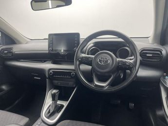 TOYOTA YARIS 1.5 VVT-h Design Hatchback 5dr Petrol Hybrid E-CVT Euro 6 (s/s) 
