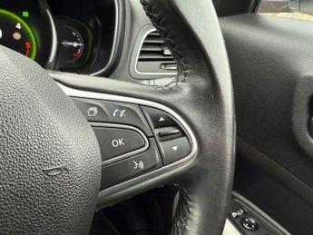 RENAULT KOLEOS 2.0 dCi GT Line SUV 5dr Diesel X-Trn A7 4WD Euro 6 (s/s) (175 ps