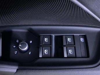 AUDI A3 1.0 TFSI 30 S line Sportback 5dr Petrol S Tronic Euro 6 (s/s) (1