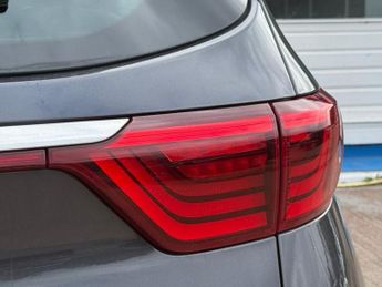 KIA SPORTAGE 1.6 T-GDi GT-Line S SUV 5dr Petrol DCT AWD Euro 6 (174 bhp)