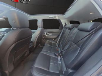 LAND ROVER DISCOVERY SPORT 2.0 TD4 HSE Black SUV 5dr Diesel Auto 4WD Euro 6 (s/s) (180 ps)