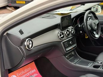 MERCEDES-BENZ GLA 2.1 GLA200d Sport (Premium) SUV 5dr Diesel 7G-DCT 4MATIC Euro 6 