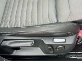 VOLKSWAGEN PASSAT 1.5 TSI EVO R-Line Estate 5dr Petrol DSG Euro 6 (s/s) (150 ps)