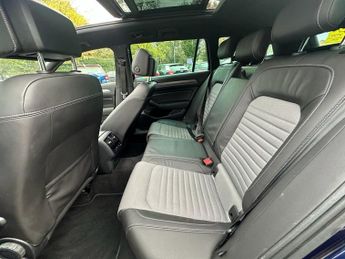 VOLKSWAGEN PASSAT 1.5 TSI EVO R-Line Estate 5dr Petrol DSG Euro 6 (s/s) (150 ps)