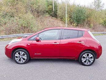 NISSAN LEAF 24kWh Tekna Hatchback 5dr Electric Auto (107 bhp)